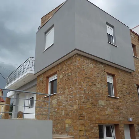 Villa Nestor *
